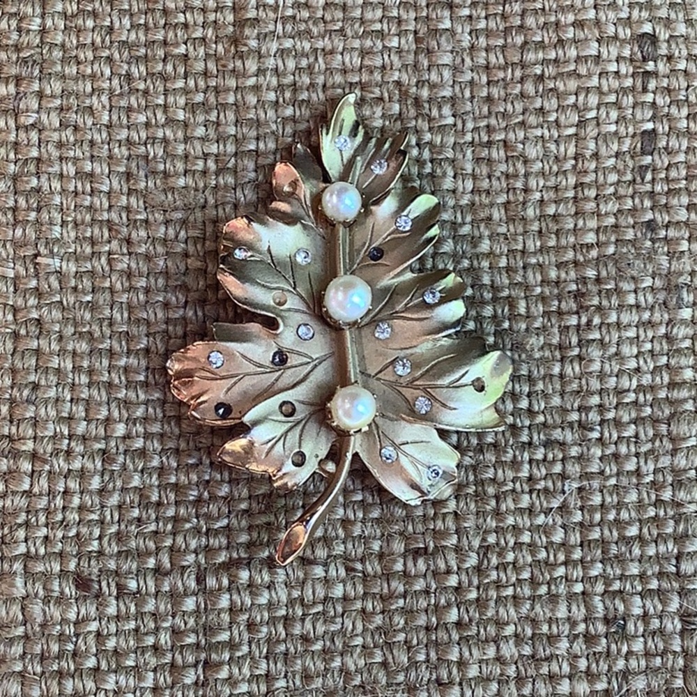 Vintage CORO Rhinestone and Pearl Leaf Brooch